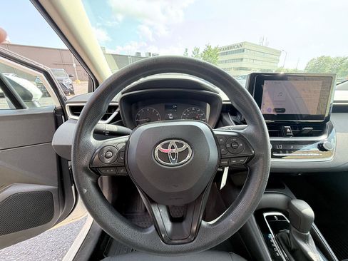 Used 2024 Toyota Corolla LE FWD image 14