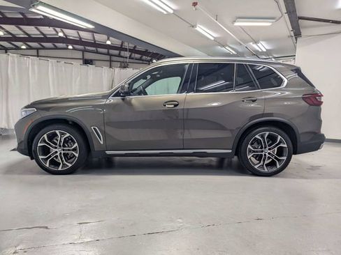 Used 2021 BMW X5 sDrive40i w/ Executive Package RWD image 23