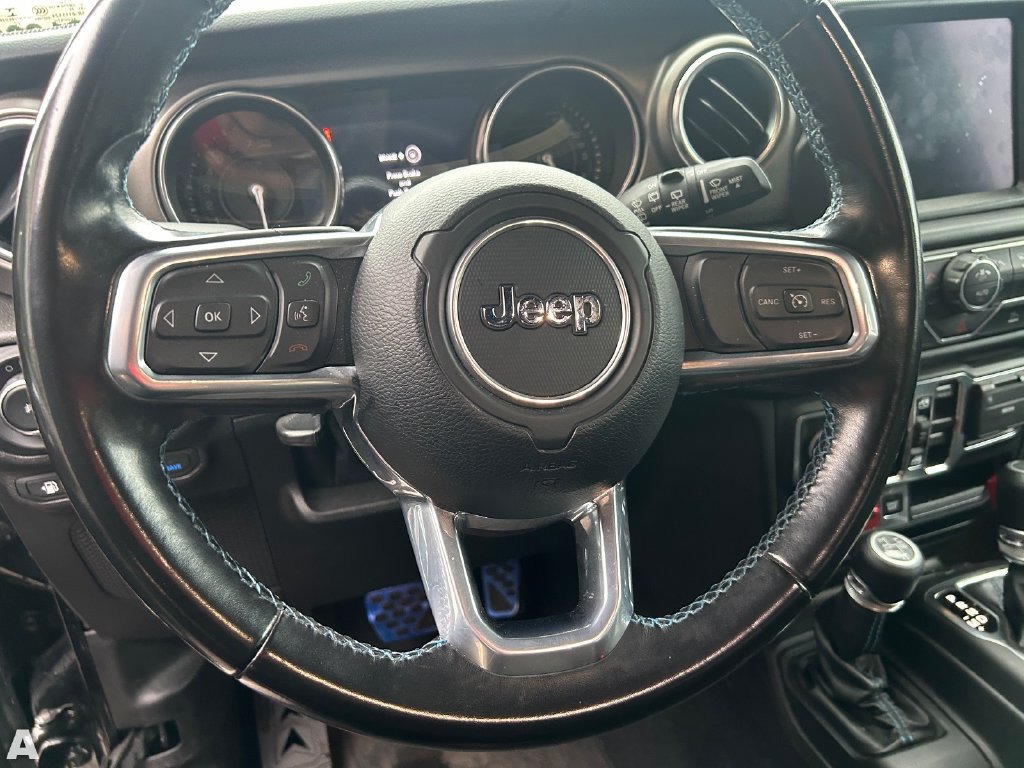 Used 2022 Jeep Wrangler Unlimited Rubicon 4xe AWD/4WD image 8