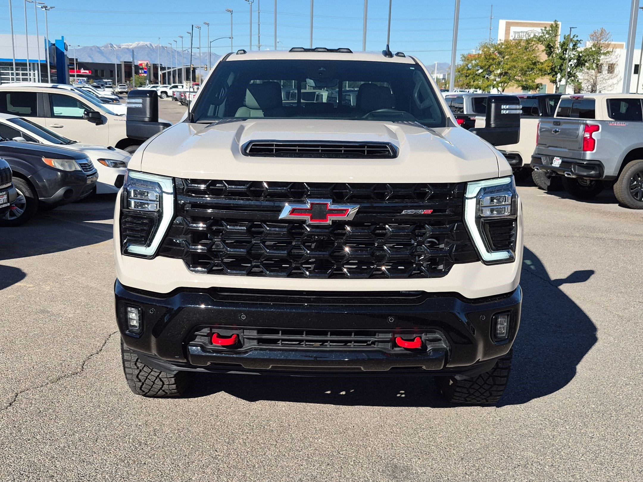 Used 2026 Chevrolet Silverado 2500 ZR2 AWD/4WD image 9
