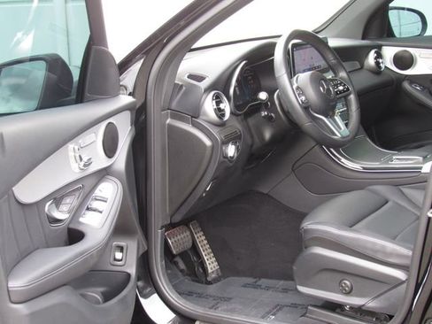 Used 2022 Mercedes-Benz GLC 300 4MATIC image 8