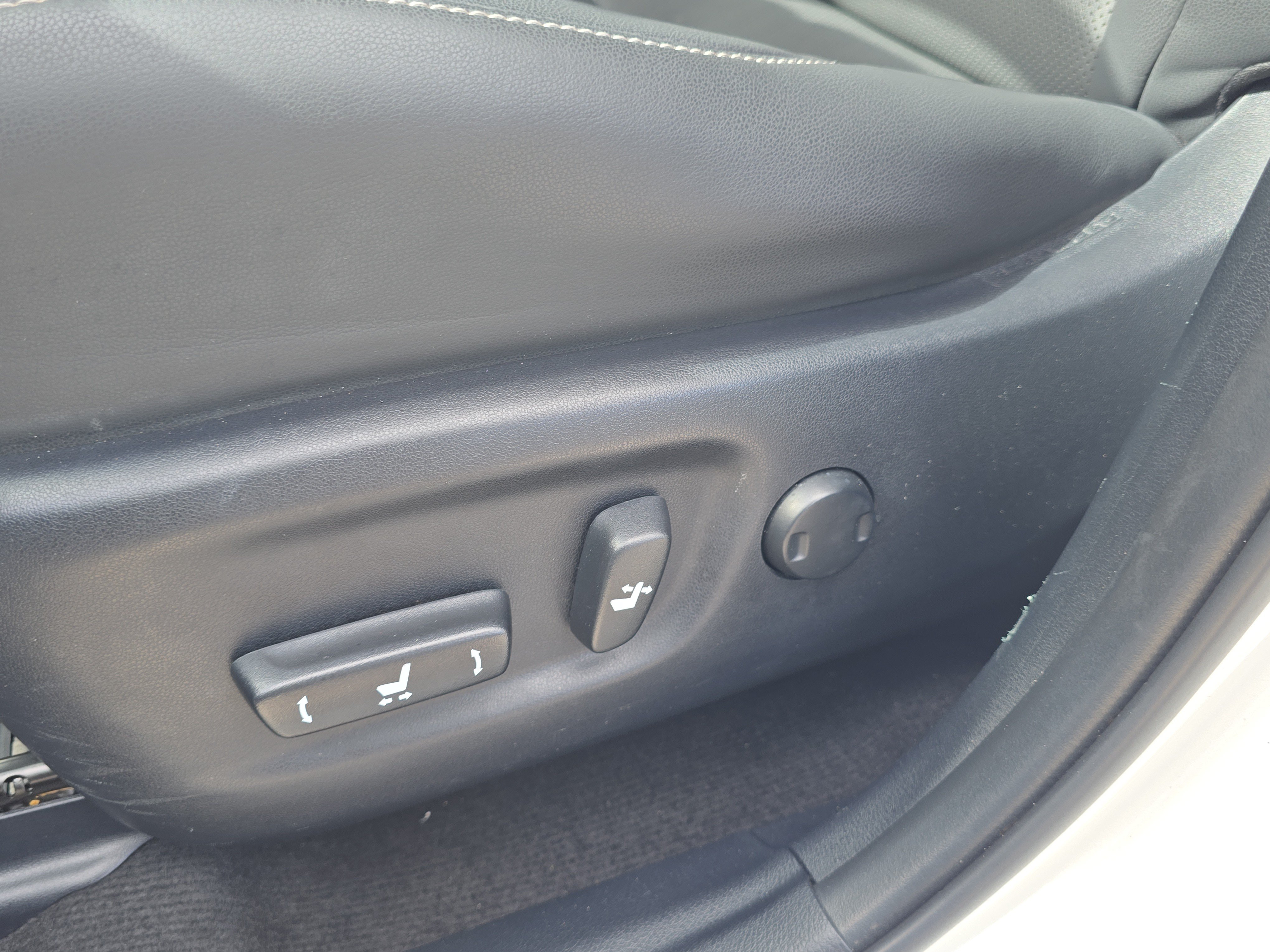 Used 2021 Lexus NX 300 FWD w/ Accessory Package 2 image 21