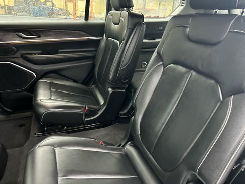 Used 2021 Jeep Grand Cherokee L Limited image 49