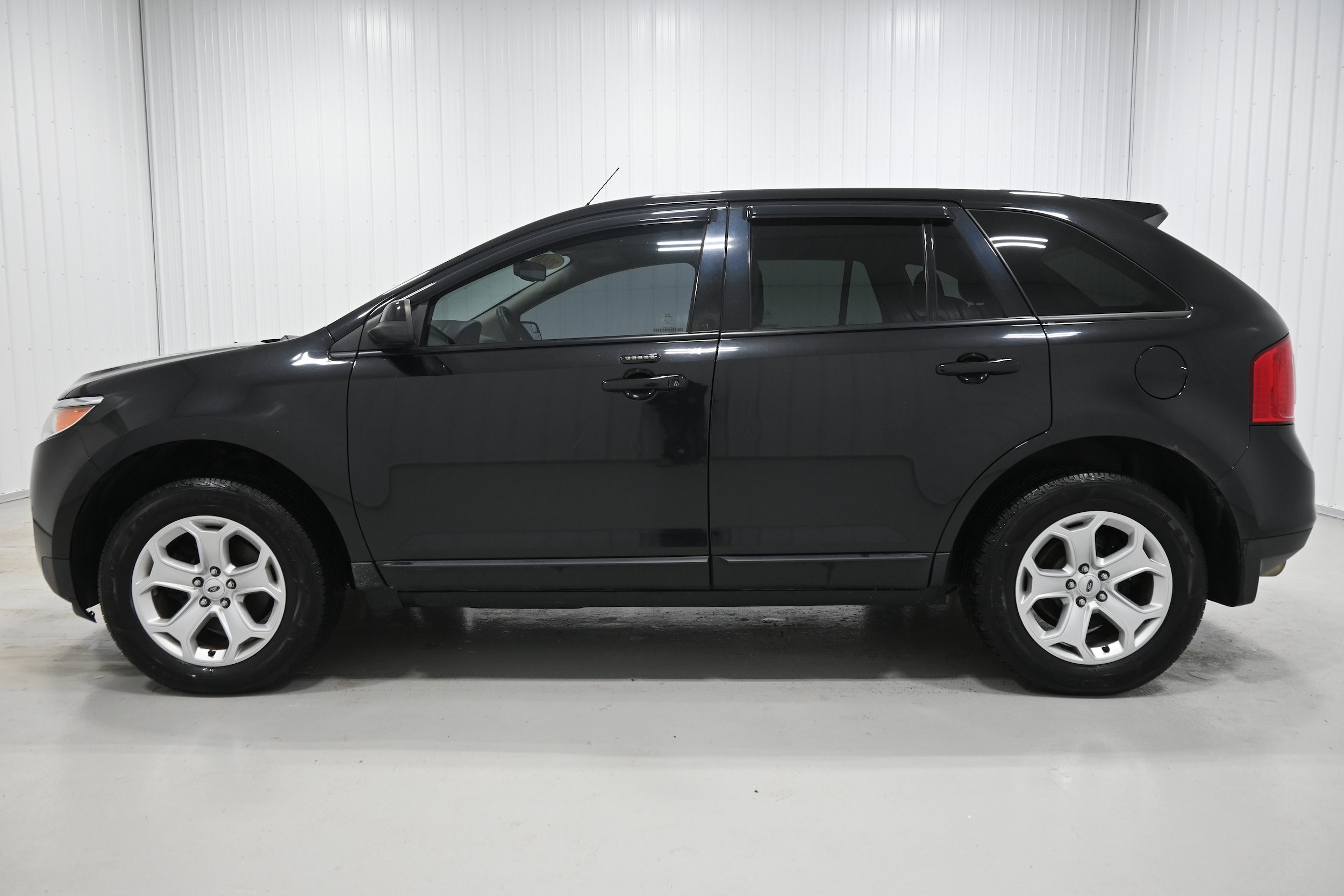 Used 2014 Ford Edge SEL AWD/4WD image 18
