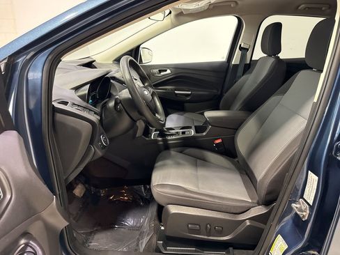 Used 2018 Ford Escape SE FWD image 23