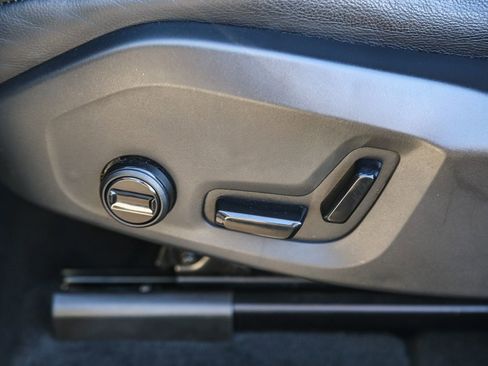 Used 2023 Volvo XC60 B5 Core w/ Protection Package image 23