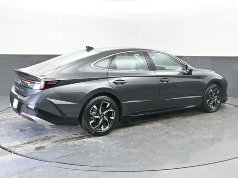 Used 2025 Hyundai Sonata SEL image 9