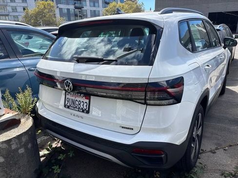Used 2025 Volkswagen Taos S AWD/4WD image 3