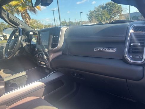 Used 2022 RAM 3500 Laramie w/ Night Edition image 34