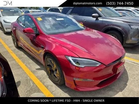 Used 2026 Tesla Model S AWD/4WD image 3