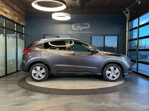 Used 2019 Honda HR-V EX-L image 2