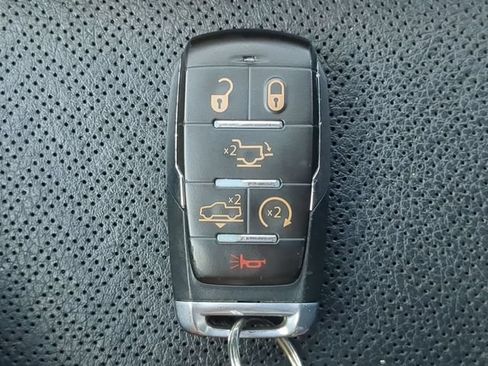 Used 2021 RAM 1500 Laramie AWD/4WD image 36
