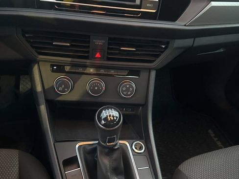 Used 2021 Volkswagen Jetta S w/ Driver Assistance Package image 9