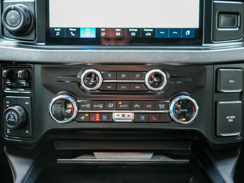 Used 2024 Ford F250 Platinum w/ Tremor Off-Road Package image 30