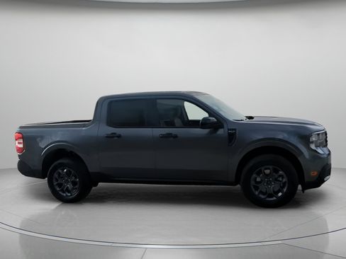 New 2026 Ford Maverick XLT w/ XLT Luxury Package FWD image 37