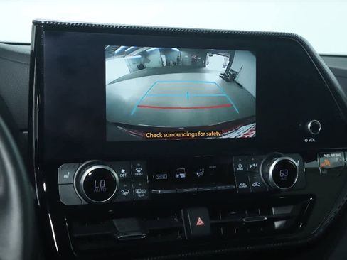 Used 2023 Toyota Highlander XSE image 30