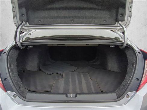 Used 2019 Honda Civic Sport image 6