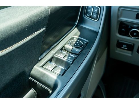 Used 2025 Ford F150 Lariat w/ Equipment Group 502A High AWD/4WD image 27