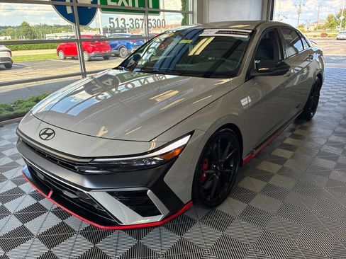 Used 2025 Hyundai Elantra N FWD image 3
