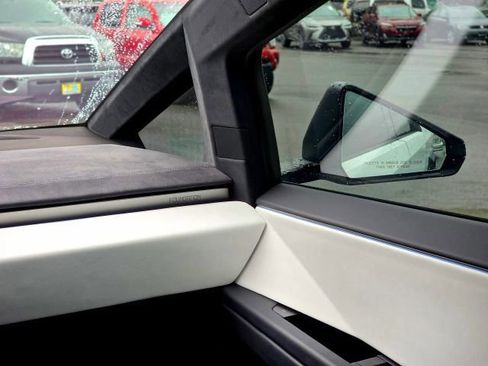 Used 2024 Tesla Cybertruck Cyberbeast AWD/4WD image 23