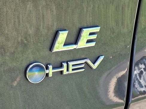Certified 2025 Toyota RAV4 LE AWD/4WD image 30