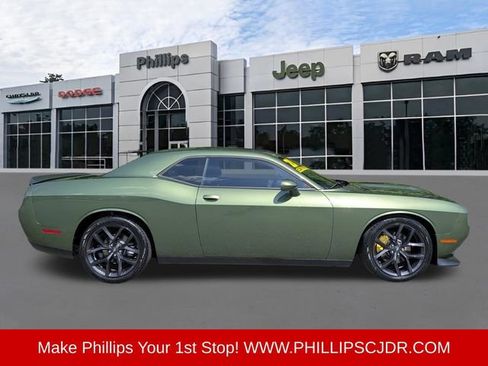 Used 2021 Dodge Challenger GT w/ Blacktop Package RWD image 2