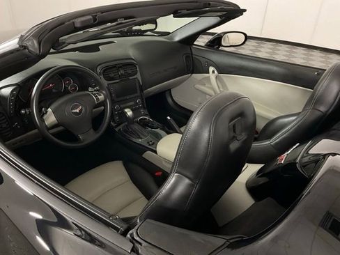 Used 2008 Chevrolet Corvette Convertible w/ Preferred Equipment Group RWD image 46