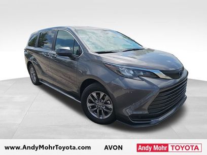 Used 2025 Toyota Sienna LE