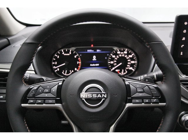 New 2026 Nissan Altima 2.5 SR FWD image 14