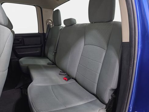 Used 2018 RAM 1500 Express AWD/4WD image 13