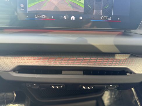 Used 2025 BMW M235i xDrive image 17