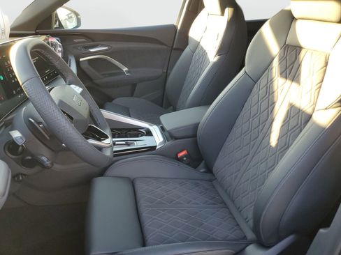 New 2025 Audi SQ5 Premium Plus image 18