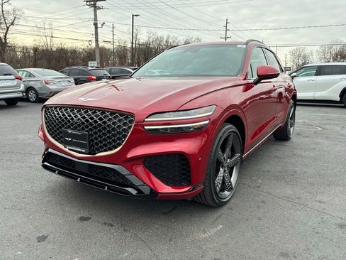 Used 2023 Genesis GV70 2.5T w/ Sport Prestige Package image 3