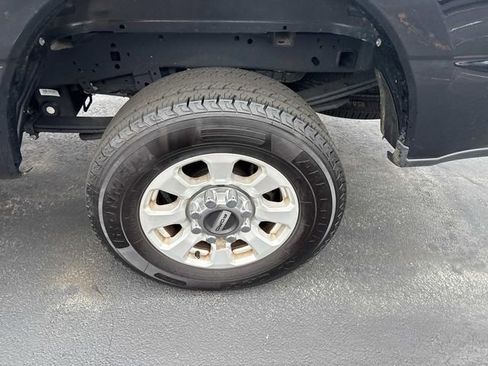 Used 2024 Ford F250 XLT w/ Snow Plow Prep Package image 13