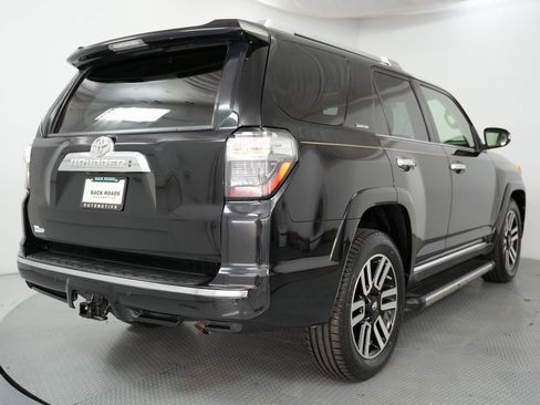 Used 2019 Toyota 4Runner Limited image 9