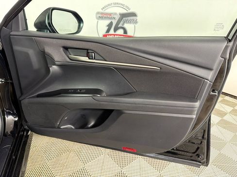 Used 2025 Toyota Camry LE image 14