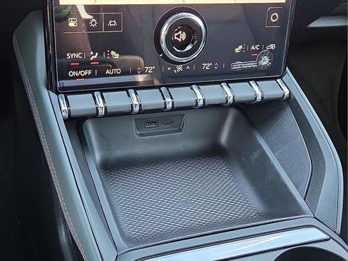 New 2026 GMC Terrain AT4 w/ Technology Package II image 19