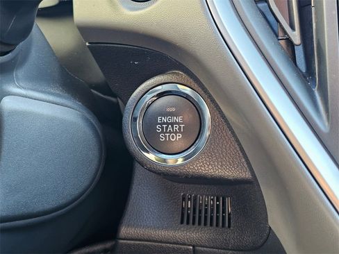 Used 2025 Subaru Crosstrek 2.0i Premium w/ Convenience Package #2 image 31