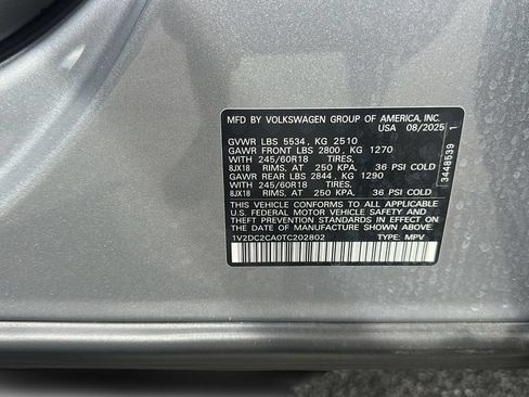 Certified 2026 Volkswagen Atlas Cross Sport SE FWD image 33