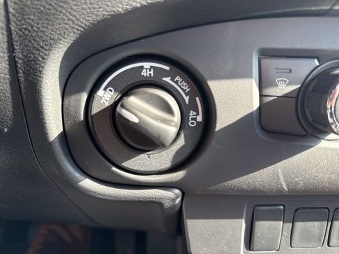 Certified 2024 Nissan Frontier PRO-4X w/ Off-Road Protection Package image 17