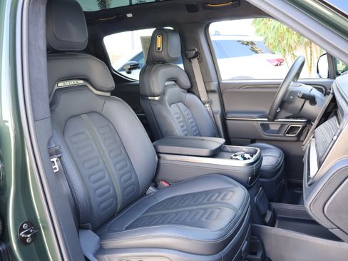 Used 2023 Rivian R1T Adventure image 22