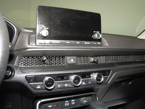 Certified 2024 Honda CR-V EX image 7