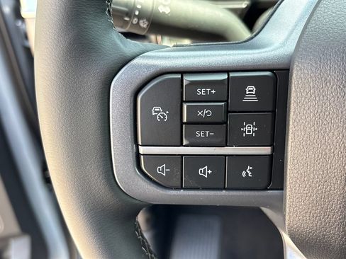 New 2026 Ford F250 Lariat w/ Black Appearance Package AWD/4WD image 18