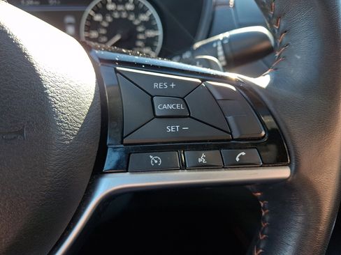 Used 2019 Nissan Altima 2.5 SR w/ SR Premium Package image 21