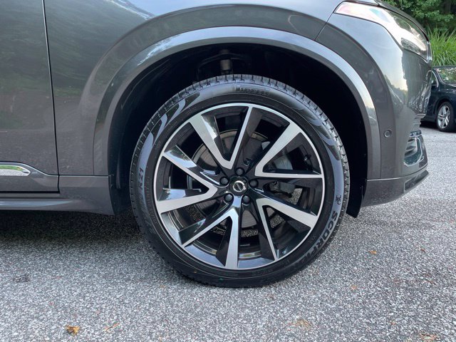 Certified 2024 Volvo XC90 B5 Plus AWD/4WD image 27