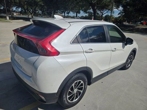 Used 2020 Mitsubishi Eclipse Cross ES image 8