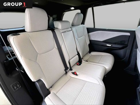 Used 2026 Lexus TX 350 AWD w/ Technology Package image 17