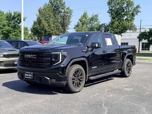 Used 2024 GMC Sierra 1500 Elevation w/ Elevation Premium Package AWD/4WD image 5