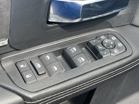 New 2027 RAM 2500 Laramie AWD/4WD image 12