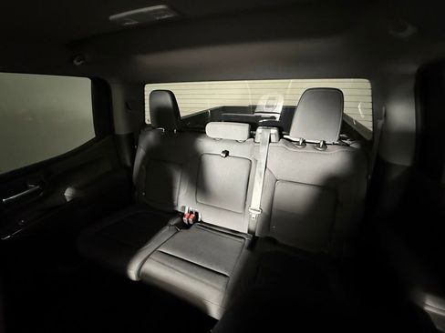 Used 2022 Chevrolet Silverado 1500 LT Trail Boss w/ Bed Protection Package image 28